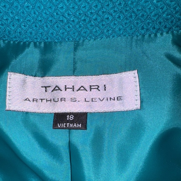 Tahari Turquoise Pea Coat with Tailored Silhouette - Picture 8 of 10
